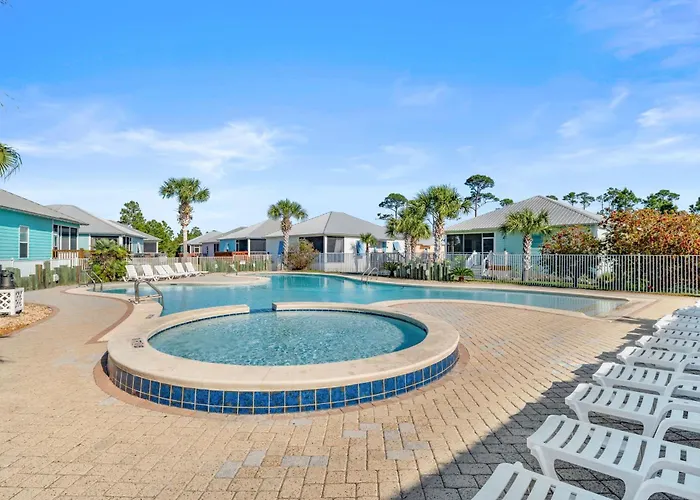 Holiday home Paradise Found Pools Dogs *